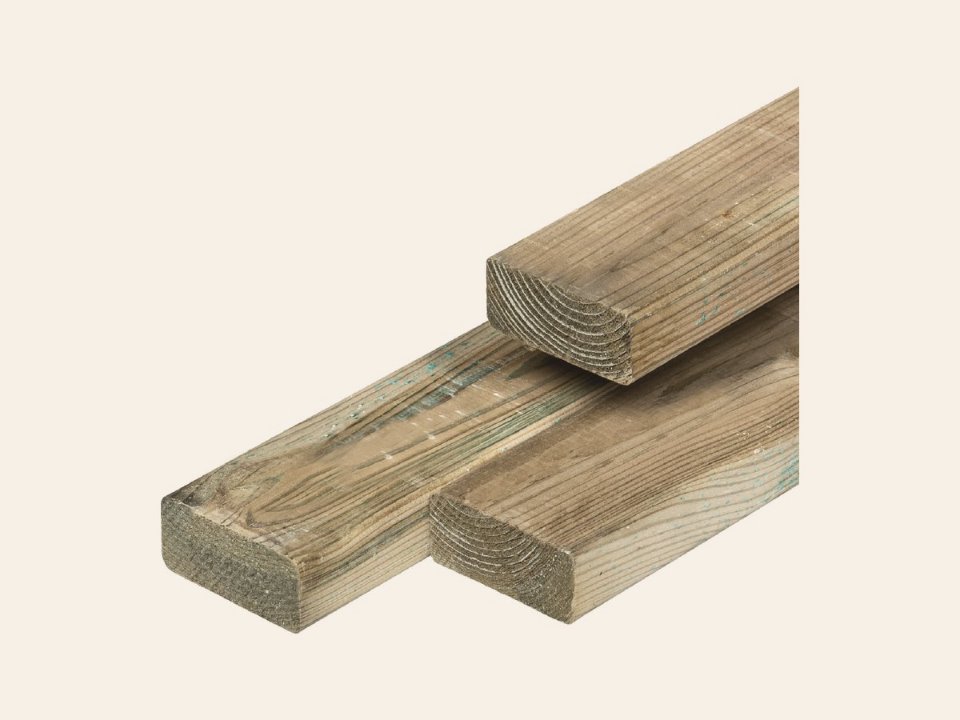 Grenen ligger 3,5 × 11,5 × 400 cm, groen geïmpregneerd, geschaafd, 4 ronde hoeken